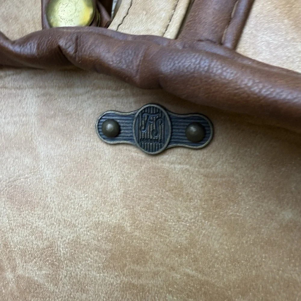 FS Vinatge Luggage‎ Suit Carrier